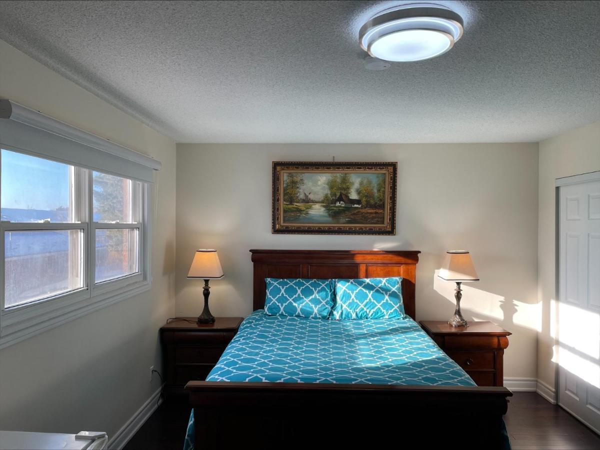 77 Nice And Warm Series Rooms Торонто Екстериор снимка